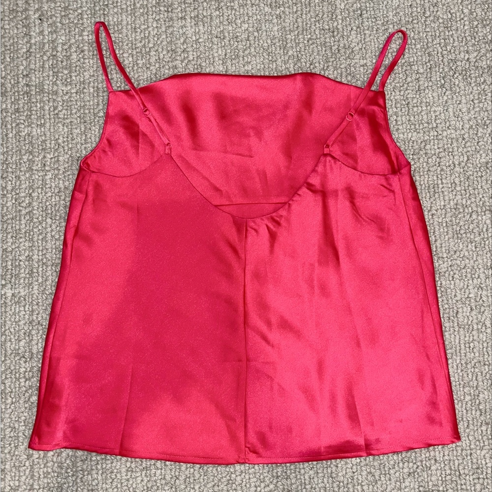 Revolve Top - Picture 4 of 5